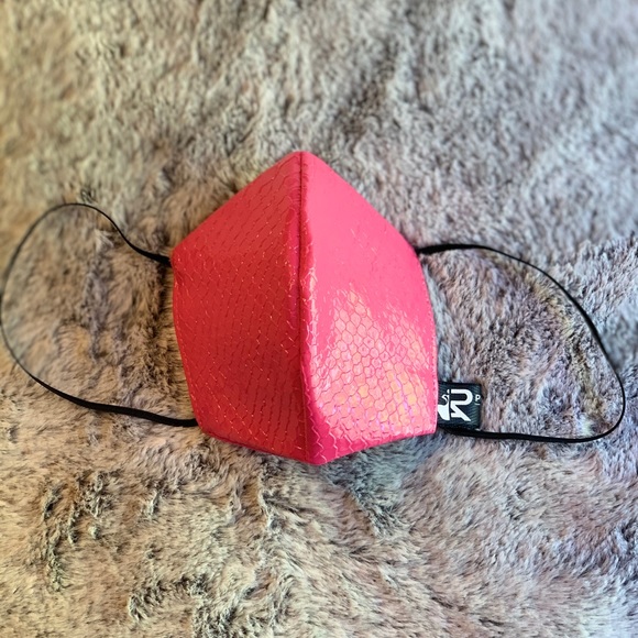 Stylish.Good quality.lightweight.100% breathable. - Picture 2 of 4